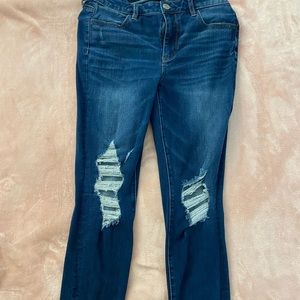 Size 10 American Eagle dark was jeans, with distress on knees!